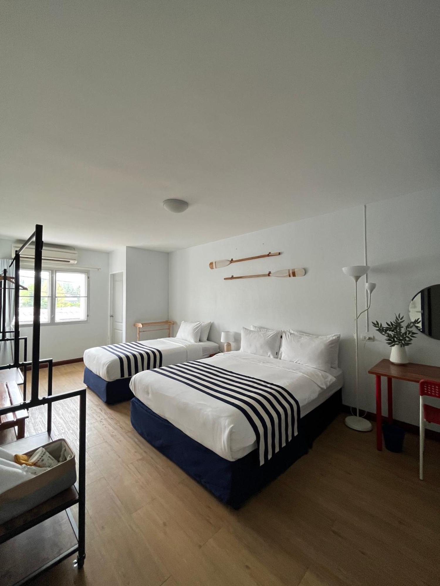 Nautical Home & Seashell House B&B Khao Lak Exterior foto